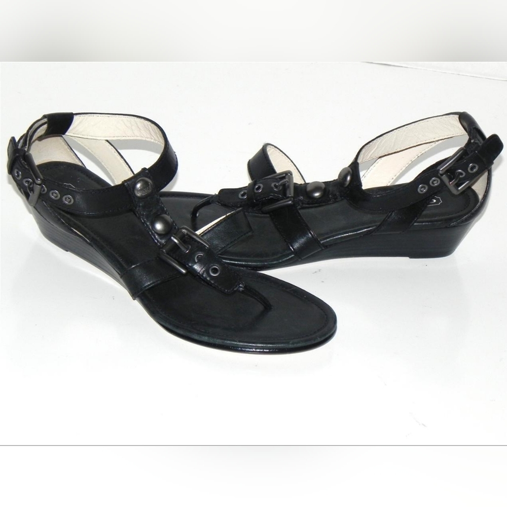 Coach Viktoria Size 8 Black Leather Wedge T-Strap Sandals